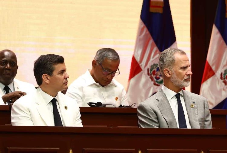 Rey de España, Felipe VI, durante juramentación del presidente Luis Abinader. - Fuente externa.