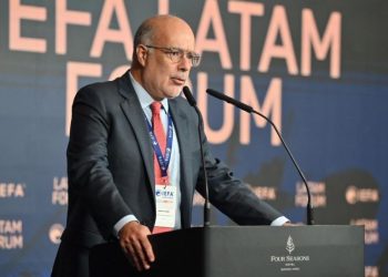 Rodrigo Valdés, del Fondo Monetario Internacional, en el Foro Económico Internacional de las Américas. - Fuente externa.