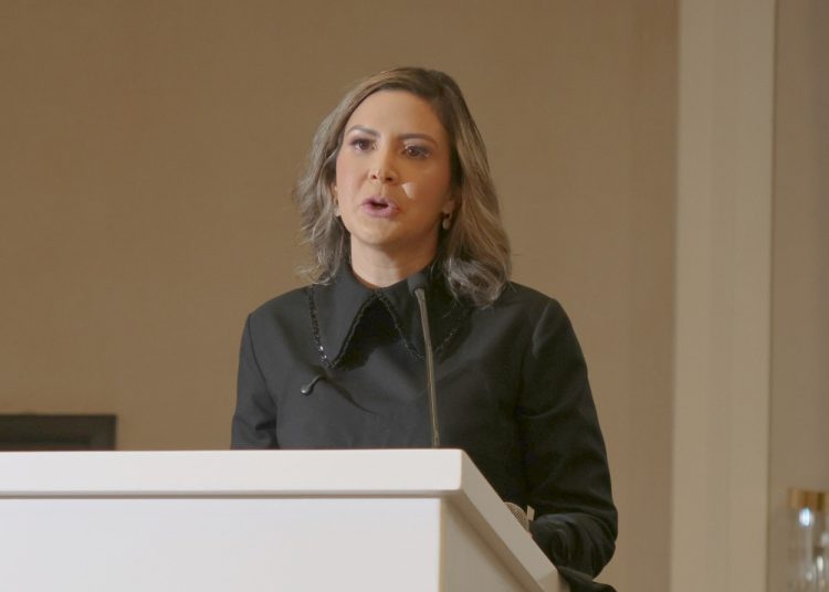 Rosalba Ramos indicó que la Constitución dominicana es el primer documento legal que protege el medioambiente.