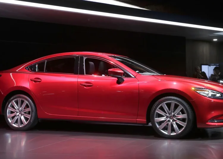 Las previsiones indican que las ventas a particulares en febrero llegarán a 981,300 vehículos. - Fuente externa.