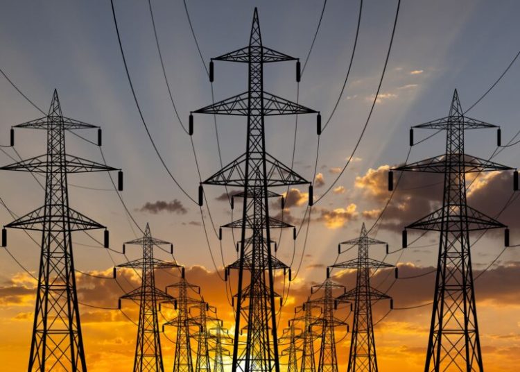 Las pérdidas de las tres empresas de distribución eléctrica han aumentado este año a sus mayores niveles desde la última década. - Fuente externa.