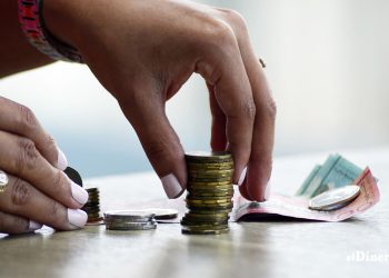 La brecha de ingresos que deberían entrar a la exención se ha ido ampliando con los años, al pasar de RD$3,347.84 en 2017 a RD$16,638.59 en este año. | Lésther Álvarez
