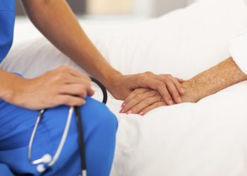 Las actividades de salud humana registraron una variación mensual del 11.84% en comparación con enero de 2026.