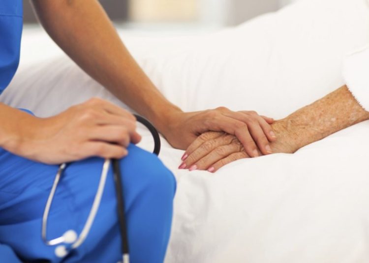 Las actividades de salud humana registraron una variación mensual del 11.84% en comparación con enero de 2026.