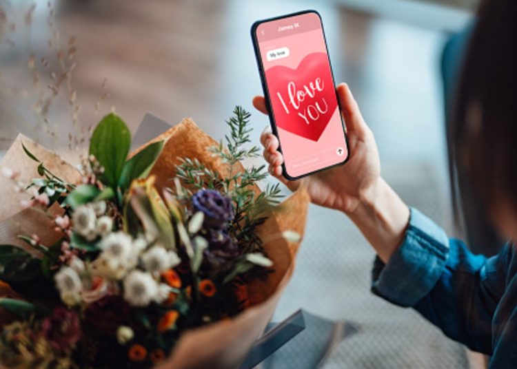 BioCatch recomienda nunca enviar dinero, tarjetas de regalo ni datos financieros a personas que no se conozcan físicamente.