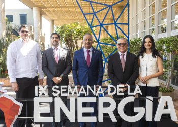 Santos señaló que para el país se hace urgente acelerar la instalación de sistemas de almacenamiento de energía.