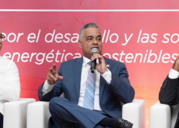 El ministro resaltó que sector eléctrico juega un papel fundamental en el crecimiento de la economía dominicana.