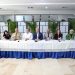 En compañía del jefe de Estado están los ministros, de Defensa, teniente general Carlos Antonio Fernández Onofre; de la Presidencia, José Ignacio Paliza; de Interior y Policía, Faride Raful; el director de la Policía Nacional, mayor general, Ramón Antonio Guzmán Peralta y otros funcionarios.