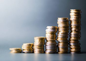 También, el BLS publica los datos de inflación de Estados Unidos correspondientes a junio, en un momento en el que la Fed estudia cuándo bajar los tipos de interés.