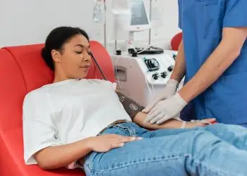 Destacó la ampliación de la cobertura dipuesta por el Sisaril para trasplante renal de un millón a RD$3.5 millones.