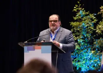 El ejecutivo reconoció que en un tiempo de “hiperconectividad” las crisis pueden ser más “difíciles” de superar.