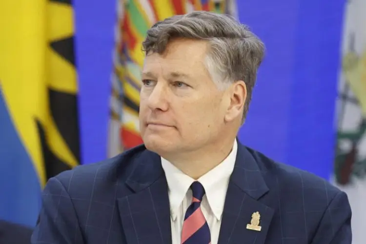 "En respuesta a ese descarado fraude electoral, ¿qué ha hecho esta organización? Hasta donde sabemos, nada sustancial", criticó Landau.