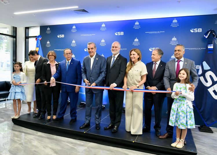La institución también realizó el corte de cinta de sus renovadas instalaciones, en un acto que contó con la presencia del presidente de la República, Luis Abinader Corona.