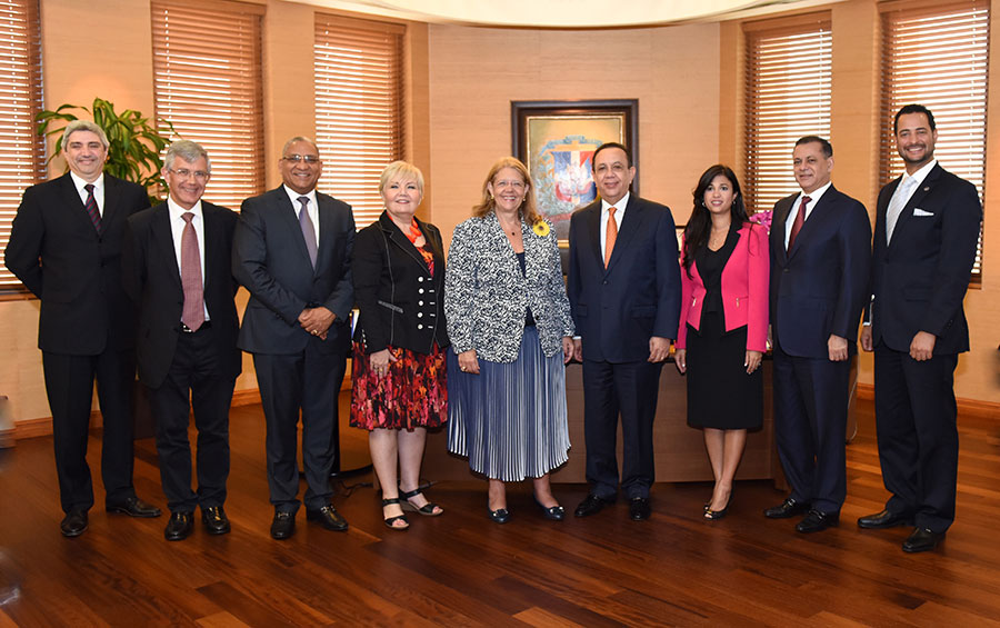 superintendentes cumbre mercado de valores