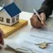 Los montos prestados para la adquisición de viviendas mostraron un crecimiento más dinámico del 14% en comparación con los préstamos comerciales y de consumo, que crecieron un 11.8% y un 12.1%, respectivamente.