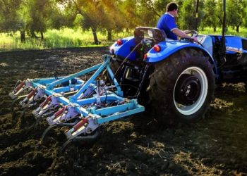 El viceministro señaló que el primer desafío es sacar del ideario social y de las autoridades de que el campo es sinónimo de atraso. - Fuente externa.
