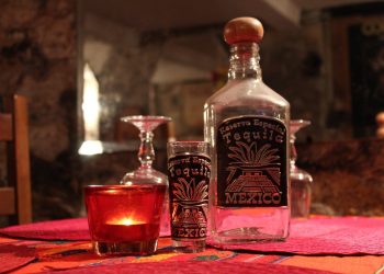 Tequila mexicano.