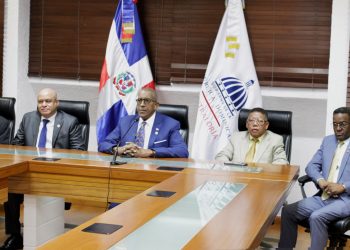 Félix Santana García, contralor general de la República. - Fuente externa.