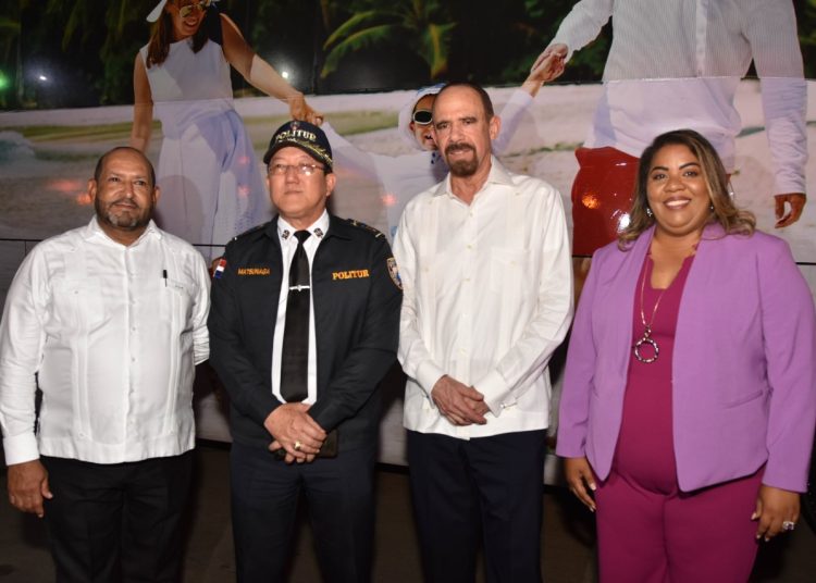 Paul Guerrero, Minoru Matsunaga, José Hernández y Katty Valdez.