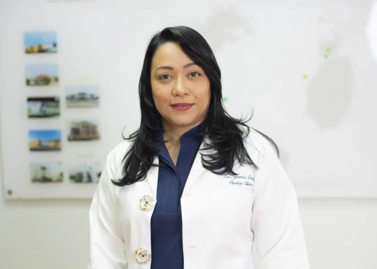 Yesenia Duran psicologa clinica de Hospiten Santo Domingo.- Fuente externa.