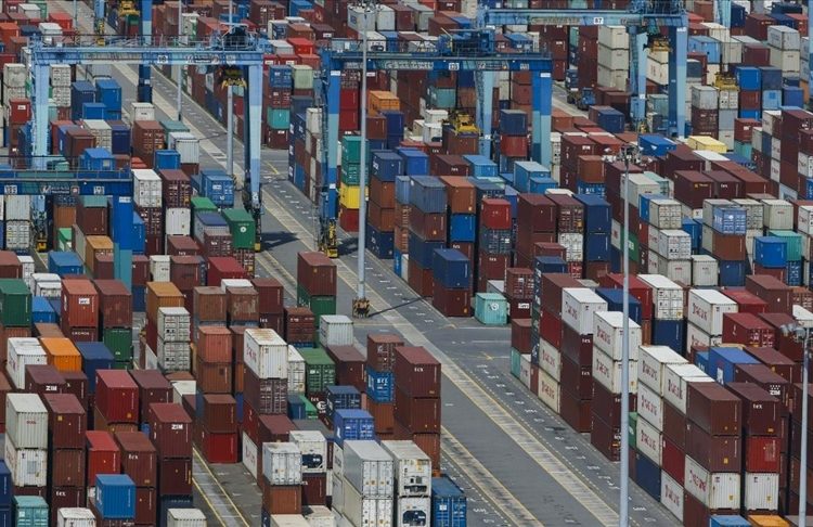 Por regiones, las cifras de septiembre muestran superávits con América del Sur y Central. - Fuente externa.