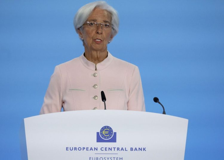 Los mercados prevén que la zona del euro crecerá en torno al 1% tanto en 2025 como en 2026.