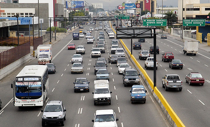 El 56% del parque vehicular dominicano es de autos con más de 15 años de fabricación