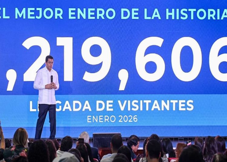 Recibir 1,219,606 visitantes por primera vez en la historia del turismo dominicano nos dicen qué tan extraordinario será este año para el sector", manifestó Collado.