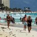 Entre enero y marzo de 2025, la llegada de turistas se redujo -0.60%, para un total de 2,320,555 extranjeros ingresando al país, desde los 2,334,562 reportados en 2024.