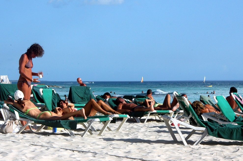 turistas resumen turismo