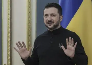 En las negociaciones con los ucranianos, EE.UU. también se ha comprometido a ayudar a Kiev a lograr el retorno de los prisioneros de guerra, de los civiles cautivos y de los niños ucranianos deportados forzosamente a Rusia.