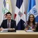 Julio Virgilio Brache Álvarez, presidente de la Fundacion Rica, y Ana María Díaz, representante residente del PNUD.