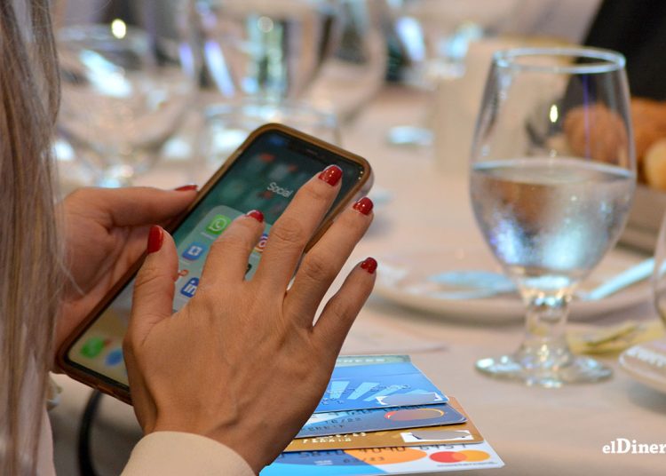 uso-de-tarjeta-de-credito-finanzas-personales