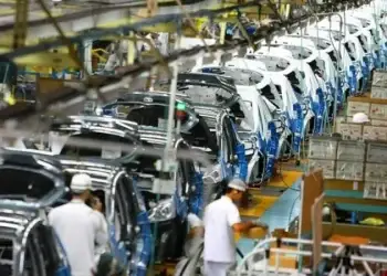 Tras dos años de caídas y de escasez de insumos, en particular chips semiconductores, el sector automotor de México repuntó en 2022.- Fuente externa.