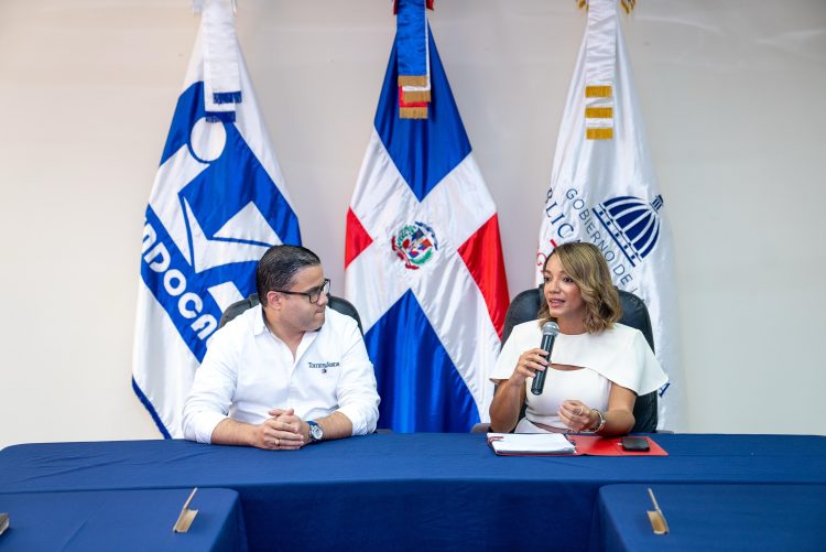 La viceministra de Innovación y Transición Energética, Betty Soto, destaca la importancia de los gestores energéticos para crear una cultura de ahorro y uso sostenible de la energía en las instituciones públicas.