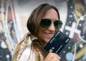 La renovación del acuerdo entre LifeMiles y Visa refuerza el compromiso de ambas organizaciones de proporcionar un servicio excepcional y experiencias únicas a sus clientes.