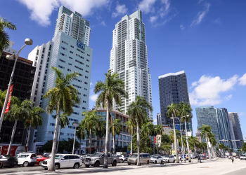 Miami mantiene el liderazgo en Estados Unidos entre compradores internacionales de vivienda, con el 8.7% del total nacional.
