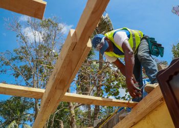 El presidente Luis Abinader informó que los datos ocasionados por el huracán Fiona podrían superar los RD$20,000 millones.