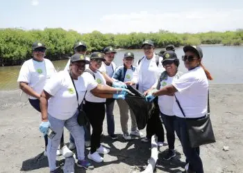 Esta actividad fue encabezada por el profesor Octavio Bremón, vicepresidente del Consejo de Administración de Coopnama.