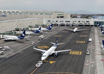 Andrés Manuel López Obrador, detalló en su conferencia matutina que la conectividad global estaba afectando con mayor incidencia a los vuelos internacionales.