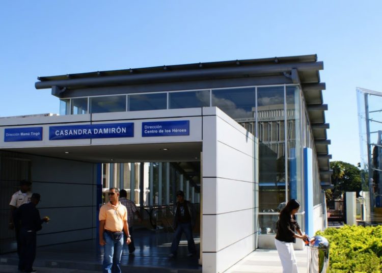 Parada del Metro Casandra Damirón. - Fuente externa.