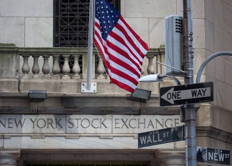 El Dow Jones bajó un 0.13% (hasta 39.292 puntos) frente al avance del 0.07% en el S&P 500 (5.577 unidades.