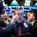 Entre las 30 cotizadas del Dow Jones las que más crecían eran Boeing (2.67%), Amazon (2.57%) y Nvidia; mientras que las que más caían eran Merck & Co (-0.5%), UnitedHealth (-0.5% ) y Procter & Gamble (-0.07%).
