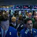 El selectivo S&P 500 cayó un 0.16%, hasta los 5,259 puntos.