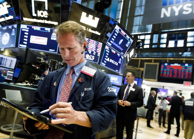 Entre las 30 cotizadas del Dow Jones destacaba las caídas de Verizon (-3.84%), Amgen (-2.42%) y Traveleres (-2.02%); frente a las ganancias de Nvidia (7.2%), Boeing (2.62%) y Salesforce (2.36%).