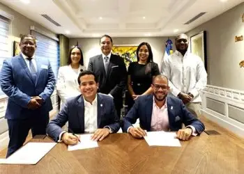 Destaca que esta acción marca un hito en el fortalecimiento del ecosistema de compliance en la República Dominicana.