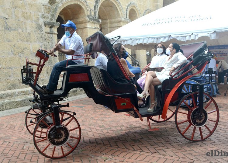La transformación de los carruajes tuvo un costo de US$7,000 por unidad.