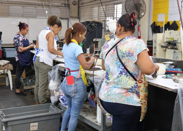 La región Ozama o metropolitana registró 28,342 empleos.