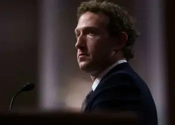 La eurocámara barajó aplicar las leyes de servicios y de mercados digitales de la UE contra los gigantes tecnológicos estadounidenses, como Meta, Apple o Google.